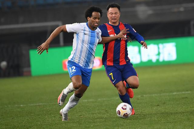 萨里：很遗憾执教切尔西一年就离开 希望回英超